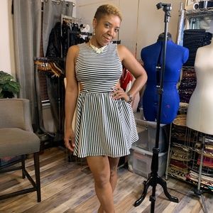 Meet your Posher, You Look Good 2!